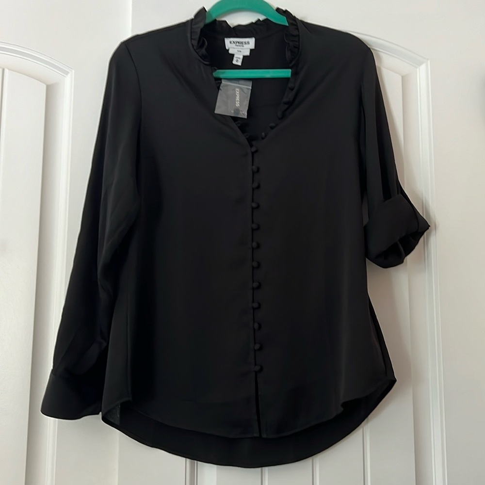 NWT Express Size Medium Black Satin Portofino Blouse